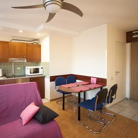 Apartment Srodmiescie *